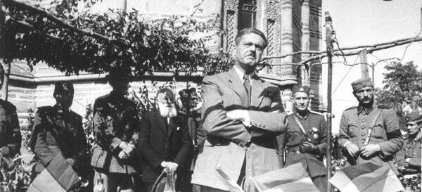 Збор у окупираном Крушевцу организован од квислиншке владе 16. августа 1943. Говори Димитрије Љотић. - Sputnik Србија