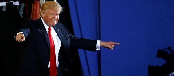 Амерички председник Доналд Трамп на митингу у Пенсилванији - Sputnik Србија