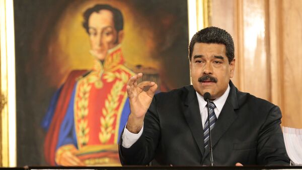Председник Венецуеле Николас Мадуро говори на састанку са бизнисменима у Каракасу - Sputnik Србија