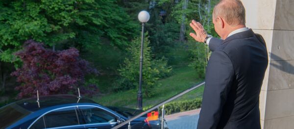 Predsednik Rusije Vladimir Putin i kancelarka Nemačke Angela Merkel u Sočiju Predsednik Rusije Vladimir Putin i kancelarka Nemačke Angela Merkel u Sočiju - Sputnik Srbija