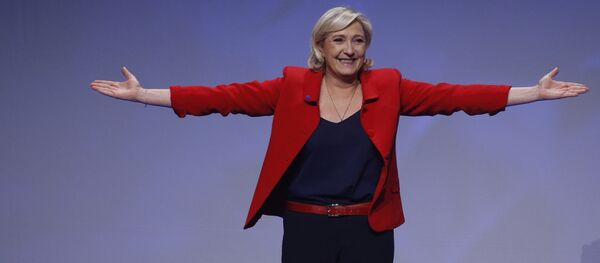 Кандидат за председника Француске Марин ле Пен Кандидат за председника Француске Марин ле Пен - Sputnik Србија