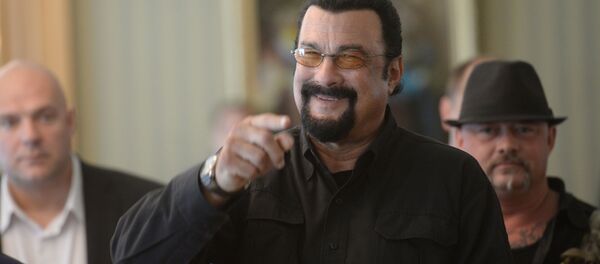 Амерички глумац Стивен Сигал у Москви - Sputnik Србија