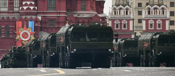 Искандер на војној паради у Москви поводом 72. годишњице победе у Великом отаџбинском рату, на Дан победе, 9. мај 2017. - Sputnik Србија