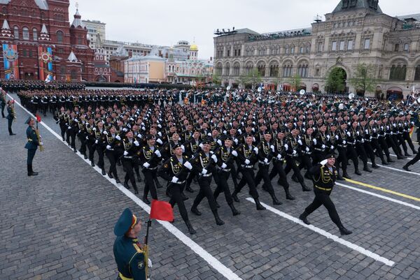 Vojna parada u Moskvi povodom 72. godišnjice pobede u Velikom otadžbinskom ratu, na Dan pobede, 9. maj 2017. - Sputnik Srbija