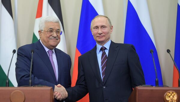 Председник Палестине Махмуд Абас  и председник РФ Владимир Путин - Sputnik Србија