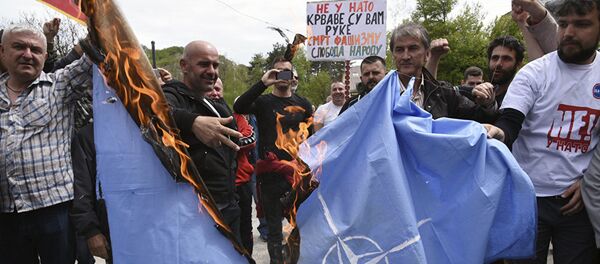 Анти НАТО протест на Цетињу - Sputnik Србија