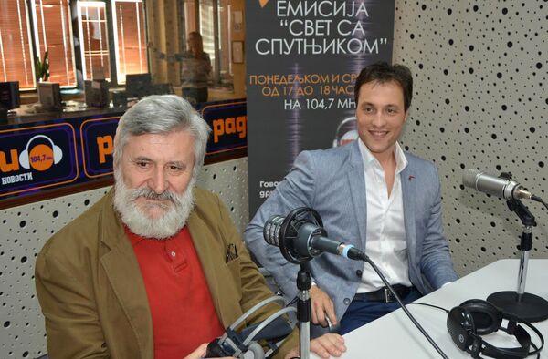 Dugogodišnji dopisnik „Politike“ iz Vašingtona Milan Mišić i građanski aktivista i novinar iz Crne Gore Marko Milačić gosti Miroslava Lazanskog Dugogodišnji dopisnik „Politike“ iz Vašingtona Milan Mišić i građanski aktivista i novinar iz Crne Gore Marko Milačić gosti Miroslava Lazanskog - Sputnik Srbija