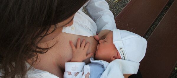 Дојење Дојење - Sputnik Србија