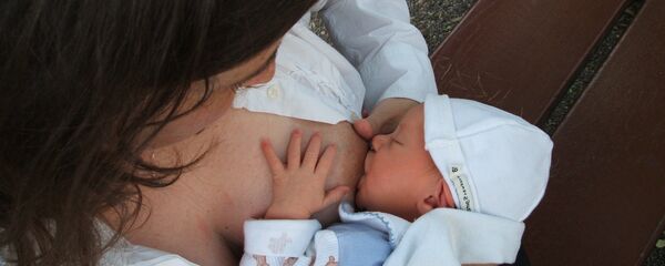 Дојење - Sputnik Србија