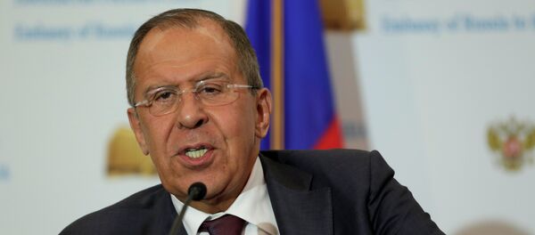 Министар спољних послова Русије Сергеј Лавров говори на конференцији за медије у амбасади Русије у Вашингтону - Sputnik Србија