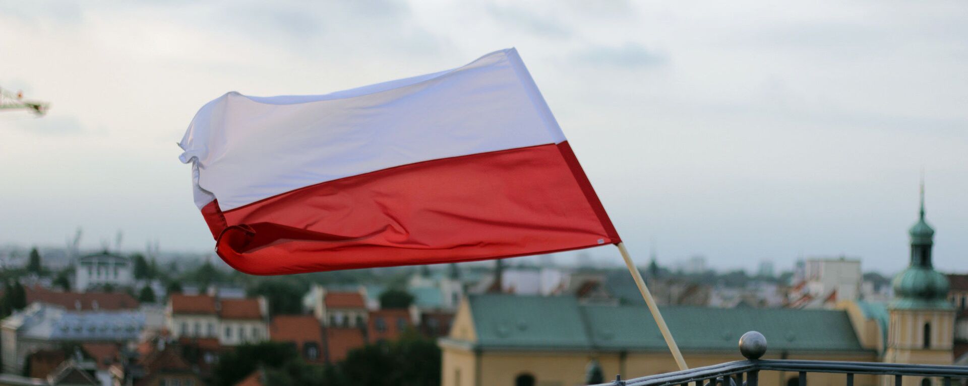Застава пољске на згради у Варшави - Sputnik Србија, 1920, 22.03.2022