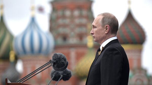 Председник Русије Владимир Путин на војној паради за Дан победе у Москви - Sputnik Србија