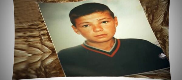 Najmlađi koji je poginuo u masakru u Starom Gracku Novica imao je samo 17. godine. - Sputnik Srbija