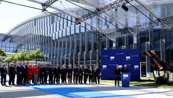 Lideri zemalja-članica NATO-a ispred novog sedišta Alijanse u Briselu - Sputnik Srbija