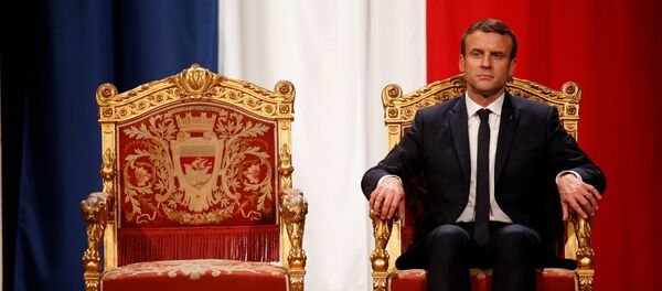 Predsednik Francuske Emanuel Makron tokom ceremonije inauguracije u Parizu Predsednik Francuske Emanuel Makron tokom ceremonije inauguracije u Parizu - Sputnik Srbija