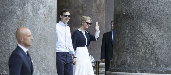 Ivanka Tramp i Džared Kušner tokom posete Rimu Ivanka Tramp i Džared Kušner tokom posete Rimu - Sputnik Srbija