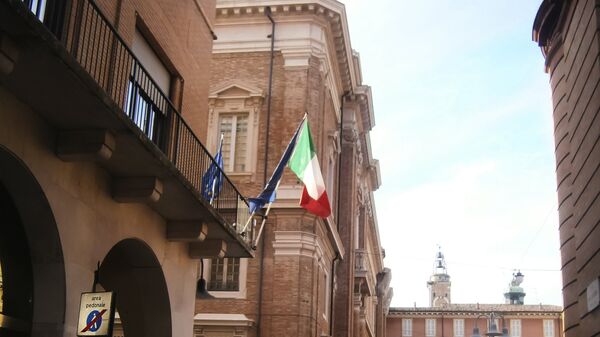 Италијанска застава у Равени - Sputnik Србија