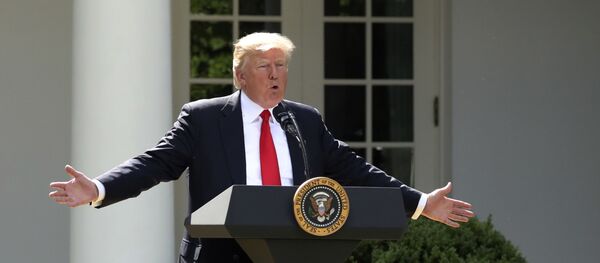 Predsednik SAD Donald Tramp govori o ulozi SAD u Pariskom klimatskom sporazum Predsednik SAD Donald Tramp govori o ulozi SAD u Pariskom klimatskom sporazum - Sputnik Srbija