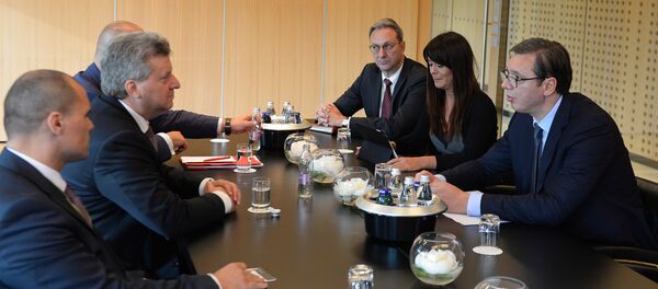 Aleksandar Vučić i Đorđe Ivanov na sastanku u Brdu kod Kranja Aleksandar Vučić i Đorđe Ivanov na sastanku u Brdu kod Kranja - Sputnik Srbija