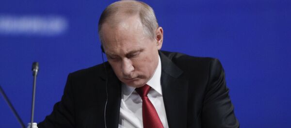 Predsednik Rusije Vladimir Putin na Međunarodnom ekonomskom forumu u Sankt Peterburgu Predsednik Rusije Vladimir Putin na Međunarodnom ekonomskom forumu u Sankt Peterburgu - Sputnik Srbija
