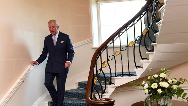 Британски принц Чарлс у дворцу Хилсбороу у Северној Ирској - Sputnik Србија