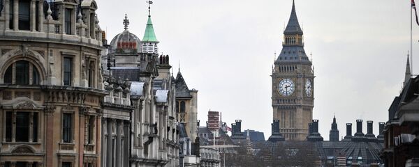 Pogled na Vajthol, Vestminstersku palatu i Big Ben u Londonu - Sputnik Srbija