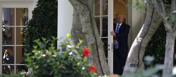 Председник САД Доналд Трамп у Белој кући - Sputnik Србија