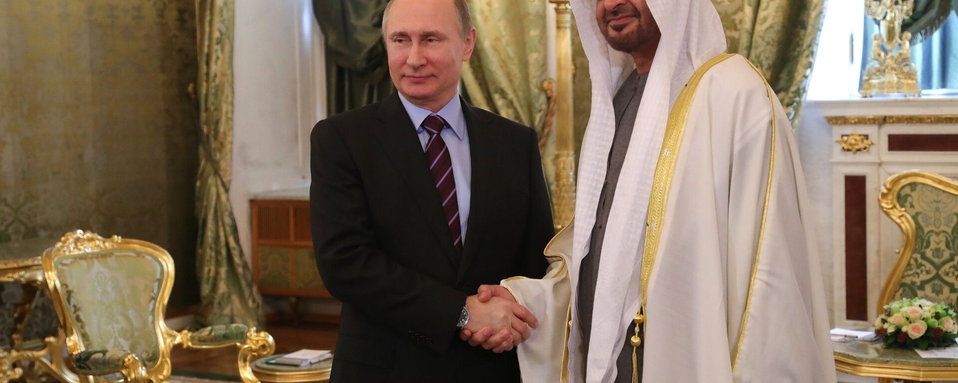 Састанак председника Русије Владимира Путина и наследног принца од Абу Дабија Мухамеда ел Нахајана - Sputnik Србија, 1920, 27.06.2025