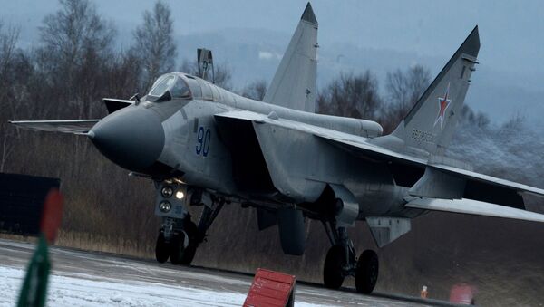 Авион МиГ-31 на војној вежби - Sputnik Србија