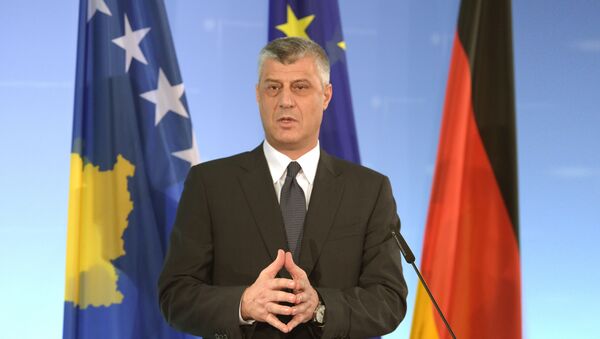 Hašim Tači pored zastava tzv.Kosova , EU i Nemačka - Sputnik Srbija