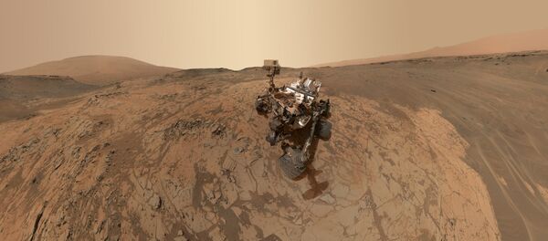 Самопортрет НАСА-иног ровера Кјуриозити на Марсу Самопортрет НАСА-иног ровера Кјуриозити на Марсу - Sputnik Србија