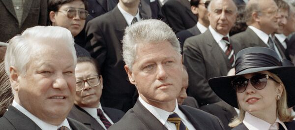 Борис Јељцин, Бил Клинтон и Хилари Клинтон - Sputnik Србија