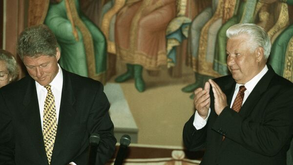 Председник САД Бил Клинтон и председник Русије Борис Јељцин - Sputnik Србија