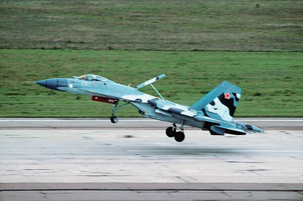 Ловац Су-30МКИ Ловац Су-30МКИ - Sputnik Србија