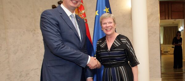 Aleksandar Vučić i Zamenica generalnog sekretara NATO Rouz Gotemilar - Sputnik Srbija