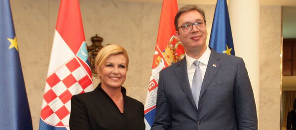Александар Вучић и Колинда Грабар Китаровић Александар Вучић и Колинда Грабар Китаровић - Sputnik Србија