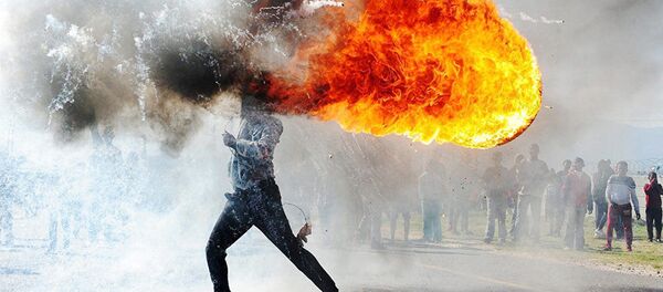 Рад јужноафричког фотографа Фандулвазија Џајклоа Протести у граду Грабу - Sputnik Србија