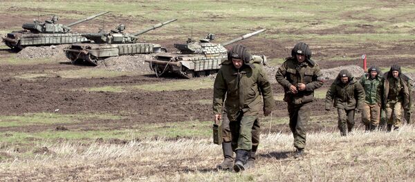 Vojne vežbe vojske LNR - Sputnik Srbija