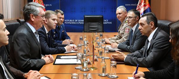 Александар Вулин и Александар Чепурин - Sputnik Србија