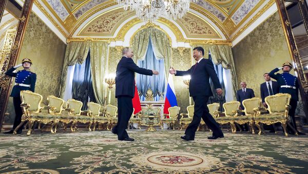 Председници Русије и Кине, Владимир Путин и Си Ђингпинг током састанка у Москви - Sputnik Србија