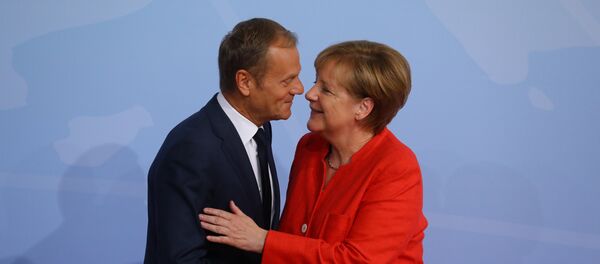 Nemačka kancelarka Angela Merkel i predsednik Evropske komisije Donald Tusk na otvaranju samita G20 u Hamburgu - Sputnik Srbija