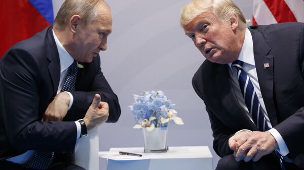 Председници Русије и САД Владимир Путин и Доналд Трамп  - Sputnik Србија