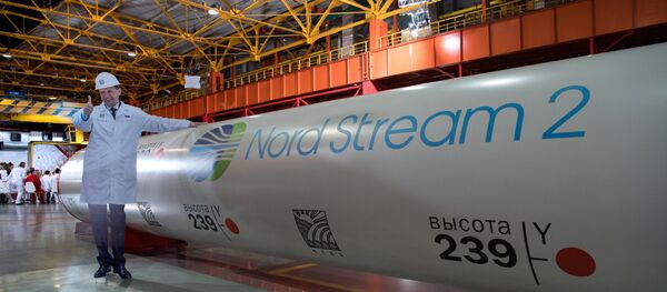 Председник УО Гаспрома Алексеј Милер у фабрици за производњу цеви за гасовод у Чељабинску - Sputnik Србија