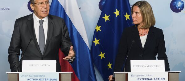 Шеф руске дипломатије Сергеј Лавров и висока представница ЕУ за спољну политику Федерика Могерини - Sputnik Србија