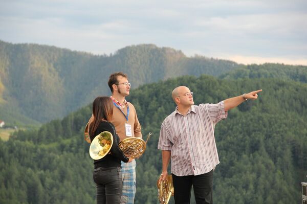 Ruska muzika odjekuje Mećavnikom Ruska muzika odjekuje Mećavnikom - Sputnik Srbija