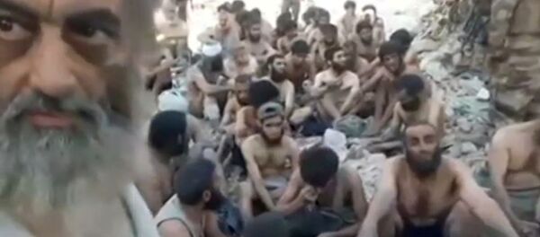 Zarobljeni pripadnici DAEŠ-a u starom gradu u Mosulu - Sputnik Srbija