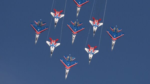 „Ruski vitezovi“, vazduhoplovna grupa pilotske akrobatike Ratnog vazduhoplovstva Rusije. - Sputnik Srbija