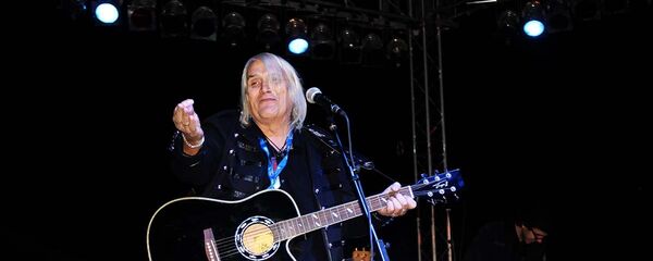 Borislav Bora Đorđević sa Ribljom čorbom održao je fanstasičan za goste festivala Boljšoj. - Sputnik Srbija