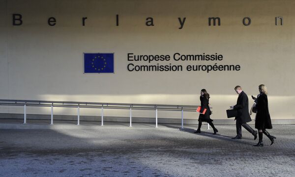 Нови фронт у ЕУ: Курц против осовине Меркелова-Макрон - Sputnik Србија