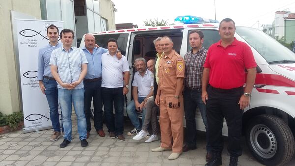 Preuzimanje sanitetskog vozila za Medveđu - Sputnik Srbija